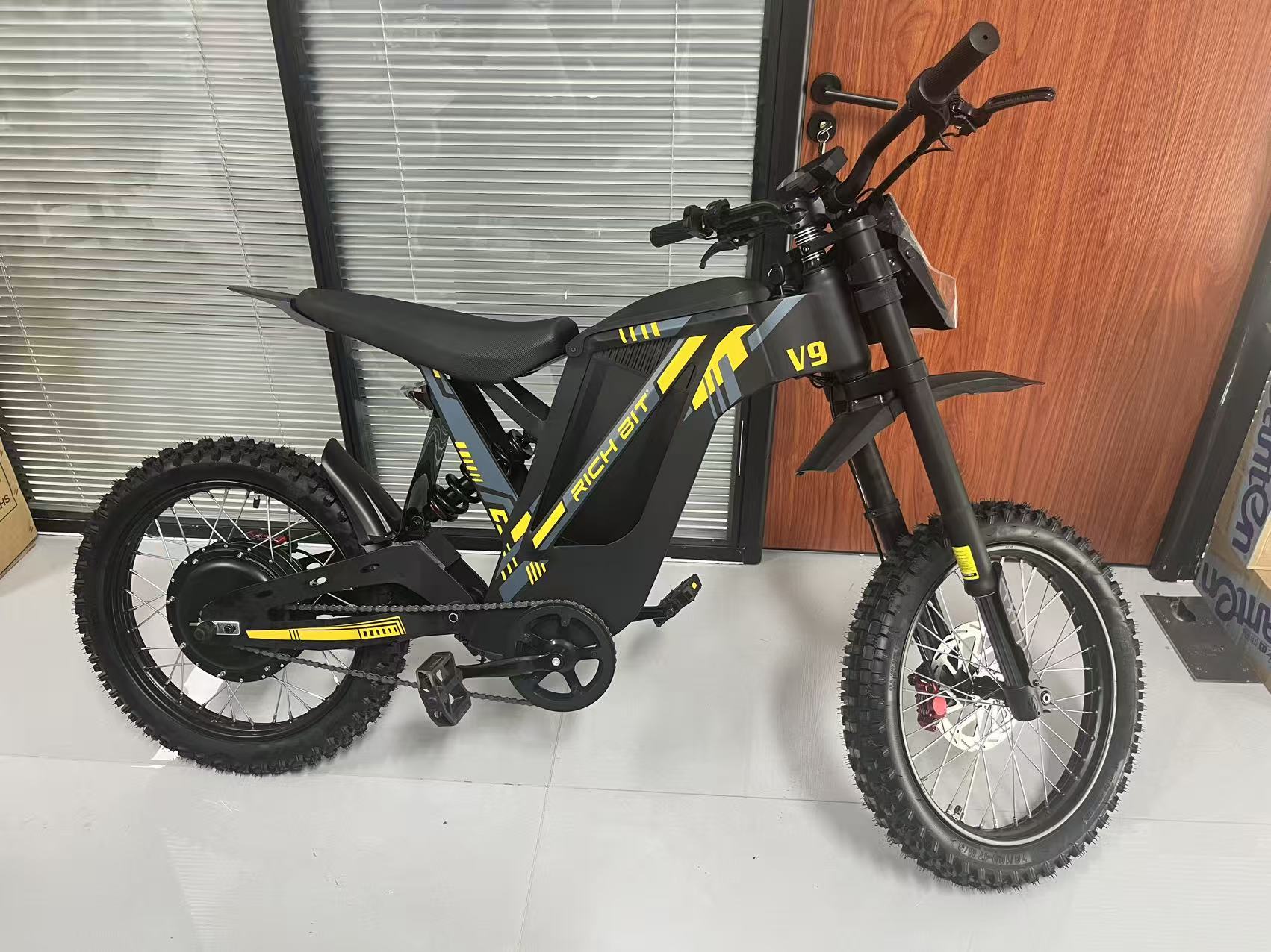 RICH BIT V9 Ultra 1500W Electric Motorcycle | 63km/h Max Speed & 80N.m Torque | 20Ah Long Range Battery | Full Suspension All-Terrain Off-Road E-Bike for Adults Rich Bit eBike