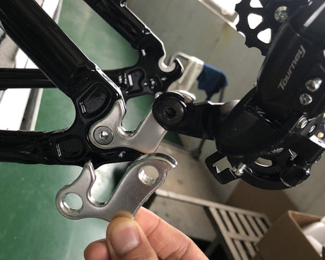 Patte de dérailleur arrière pour cadre de vélo électrique TOP-022